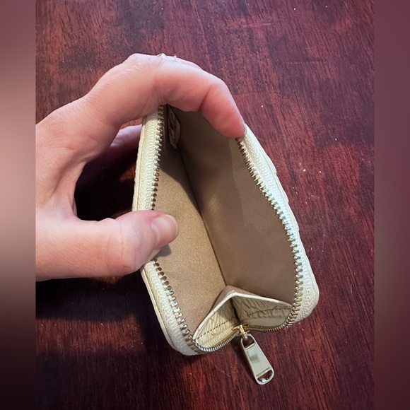 Brahmin Coconut Milk Melbourne Genuine Leather Card Holder Zip Wallet - Picture 4 of 4